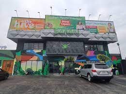 SAFARI HYPERMARKET,C36 AIPORT ROAD , AFTER AJ FAST FOOD,BY ODAFE FILLING STATION WARRI DELTA STATE